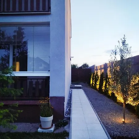 Apartment Lenka *